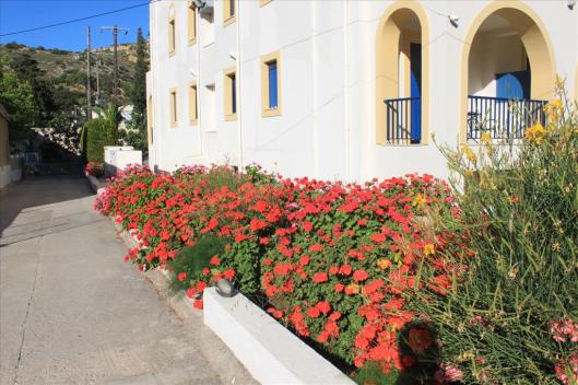 Emborios Bay Hotel and Mavra Volia Beach South Chios (3)