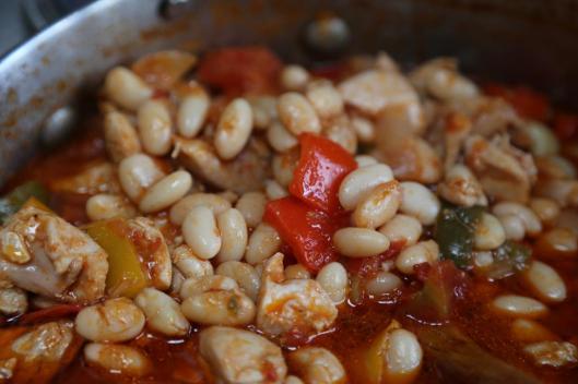 Tavuk Etli Kuru Fasulye - Chicken and Cannellini Bean Stew